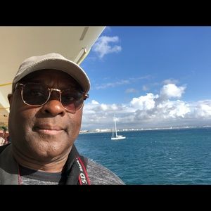 Meet your Posher, Barry